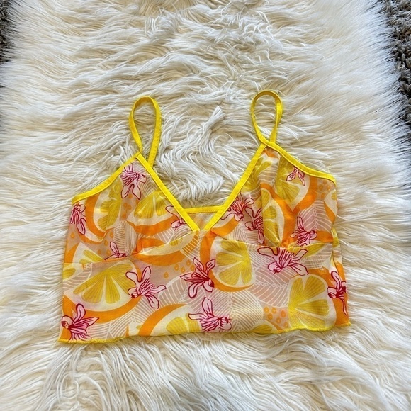 Tops - Yellow Lemon Print Crop Top
